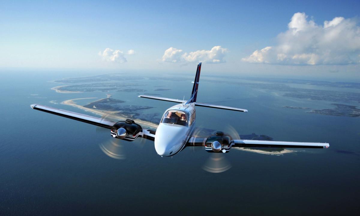 Beechcraft Baron G58 piston view 1 for Orlando charter