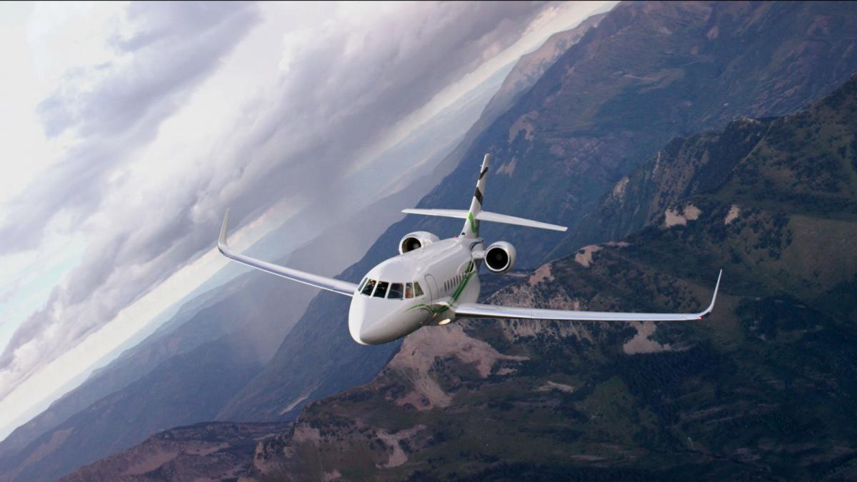 Dassault Falcon 2000S heavy jet view 1 for Orlando charter