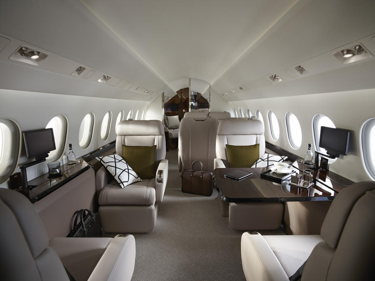 Dassault Falcon 900LX heavy jet view 1 for Orlando charter