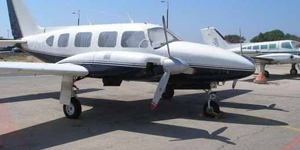 Orlando Piper Navajo PA-31 (Cheyenne / Chieftain) Charter