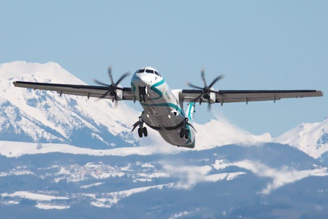 ATR 72F cargo aircraft for Orlando charter